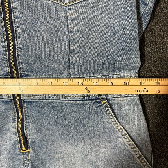 True Religion Blue Denim Overalls Shorts Classic Medium Wash, Womens XL - Picture 6 of 8